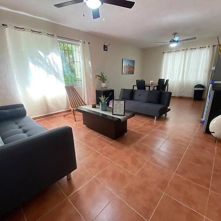 Peach35 Apartamento Centrico, 5 Min De La Playa Канкун Екстериор снимка